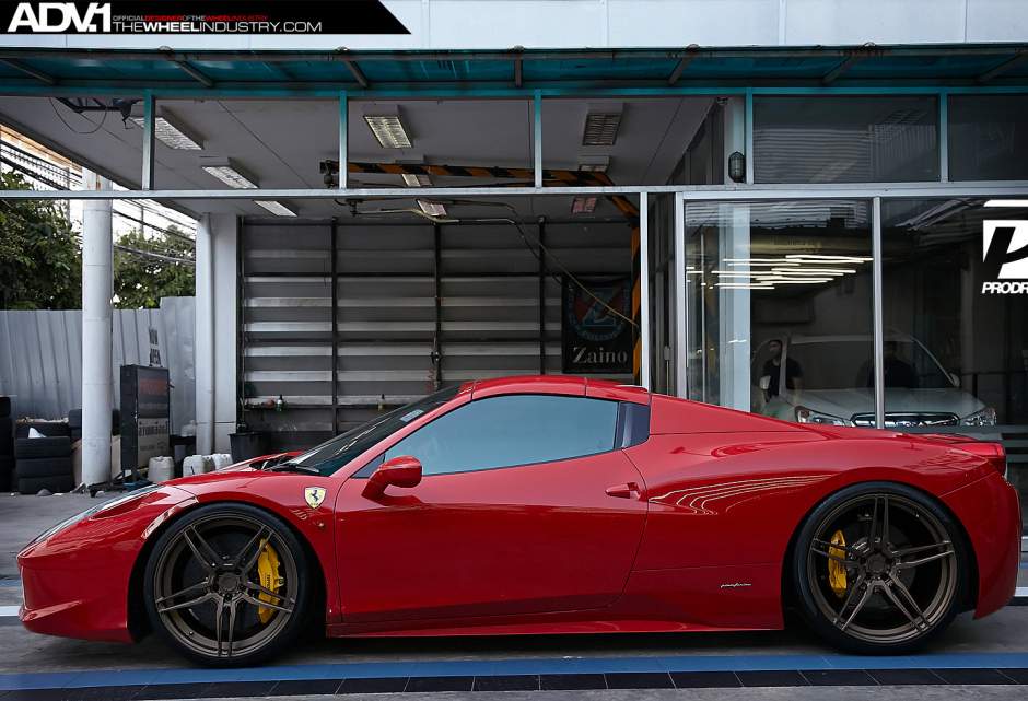 photo 3 Ferrari 458 Italia custom wheels ADV.1 05 MV1 CS 21x9.0, ET , tire size X R21. 22x12.0 ET 