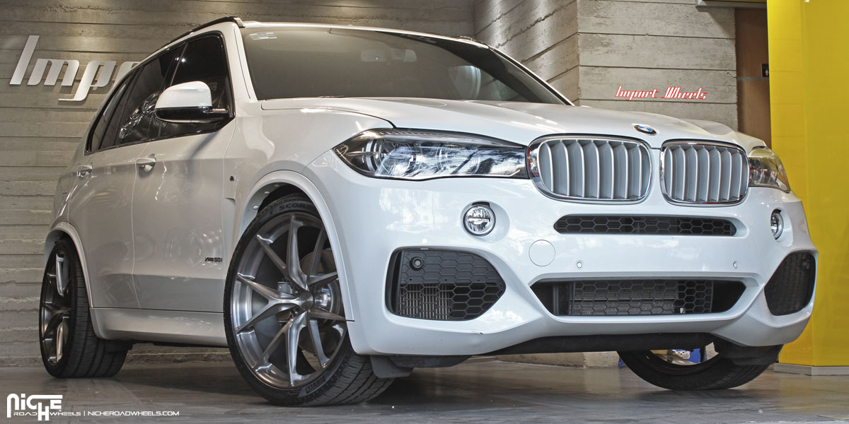 photo 3 BMW X5 custom wheels Niche Misano 22x10.0, ET , tire size 295/30 R22. 22x11.0 ET 335/25 R22