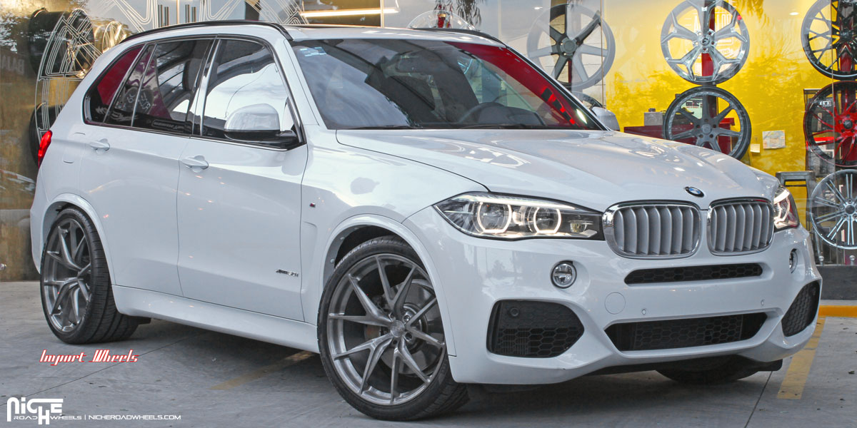 photo 5 BMW X5 custom wheels Niche Misano 22x10.0, ET , tire size 295/30 R22. 22x11.0 ET 335/25 R22