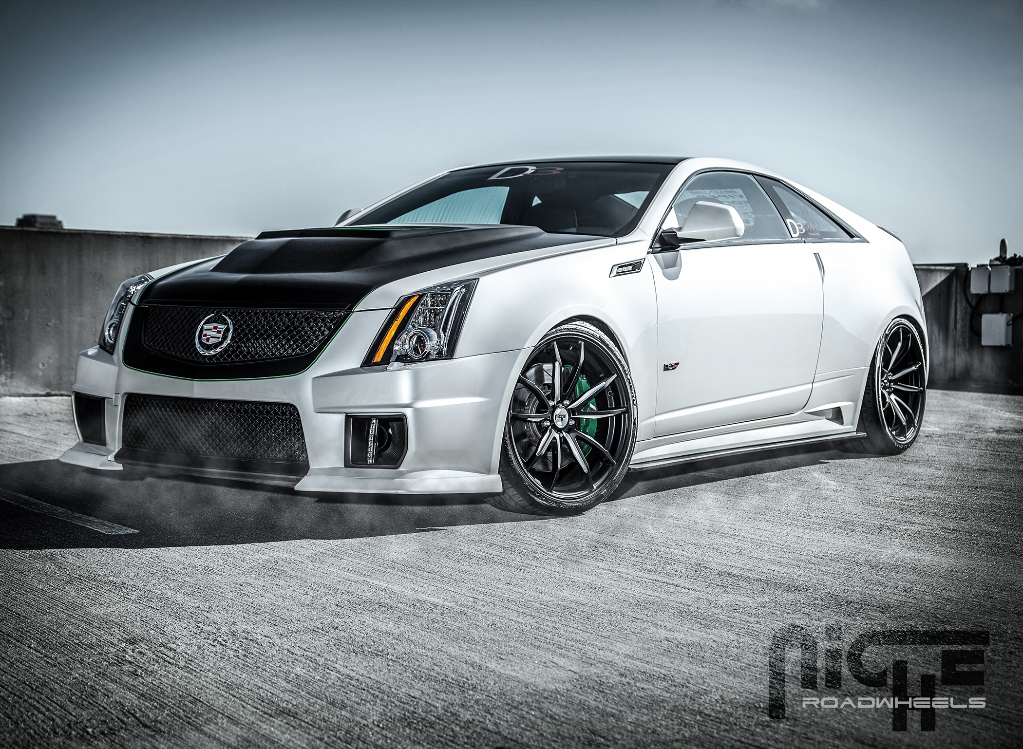 photo 4 Cadillac CTS-V custom wheels Niche Monza 20x9.0, ET , tire size X R20. 20x10.5 ET 