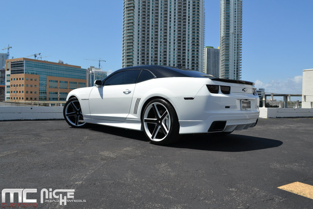 photo 2 Chevrolet Camaro custom wheels Niche Milan - M134 22x9.0, ET , tire size 265/35 R22. 22x10.5 ET 295/30 R22