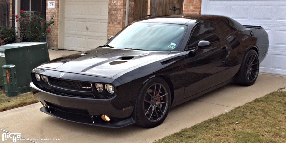 photo 1 Dodge Challenger custom wheels Niche Targa - M129  20x8.5, ET , tire size 275/35 R20. 20x10.5 ET 305/30 R20