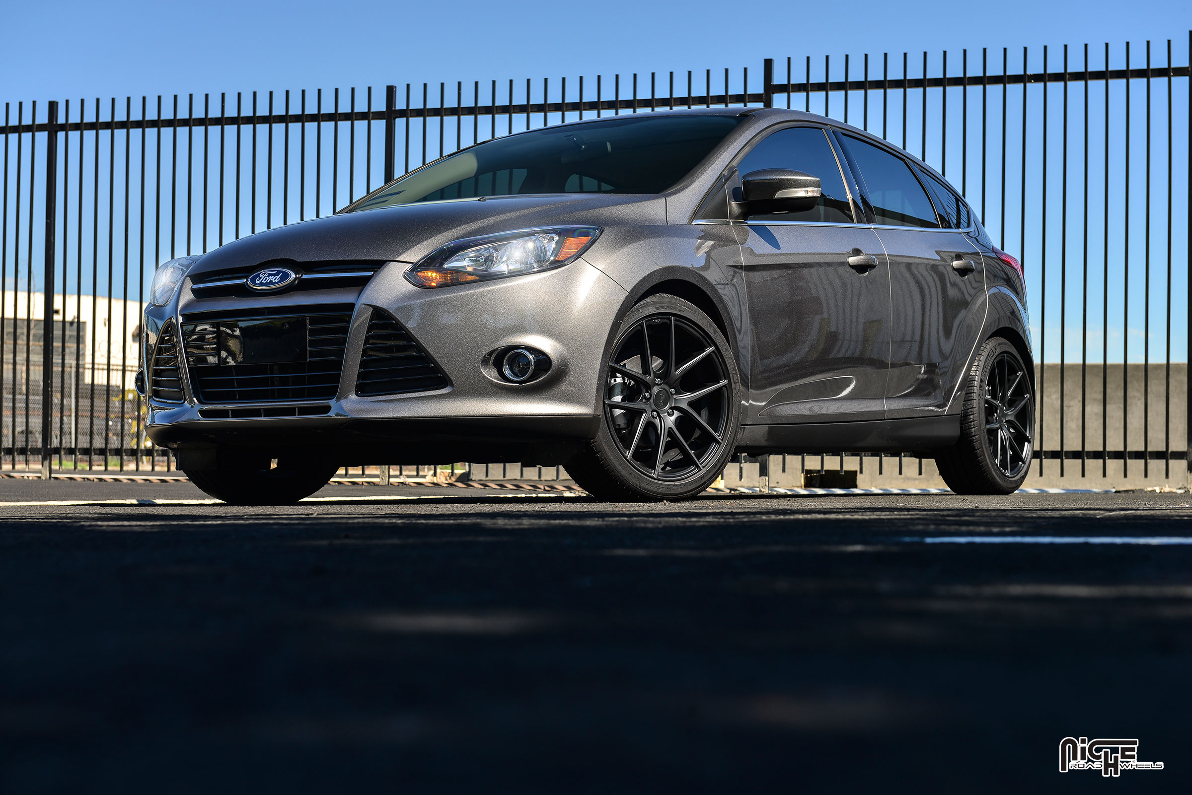 photo 4 Ford Focus custom wheels Niche Targa - M130 18x8.0, ET , tire size X R18. x ET