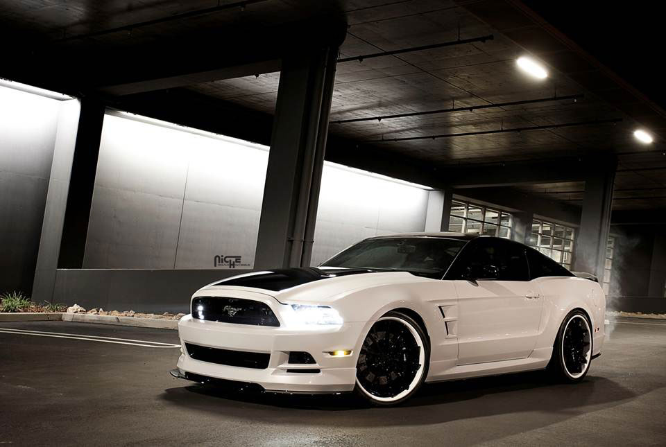 photo 2 Ford Mustang custom wheels Niche Monza 22x, ET , tire size X R22. x ET 