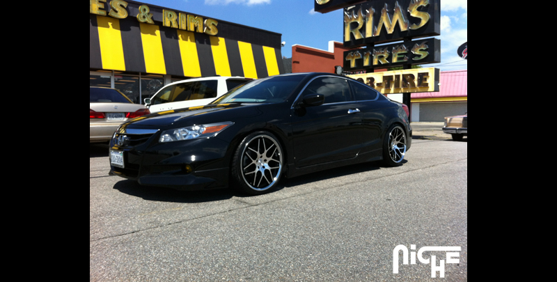 photo 1 Honda Accord custom wheels Niche Mugello - M883 20x8.5, ET +25, tire size 225/35 R20. 20x10.5 ET+30