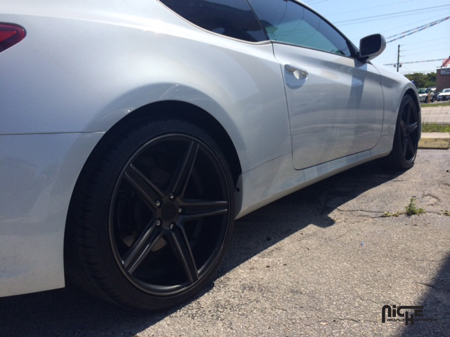 photo 1 Hyundai Genesis Coupe custom wheels Niche Apex - M126  20x8.5, ET +35, tire size 245/35 R20. 20x10.0 ET+40 275/30 R20