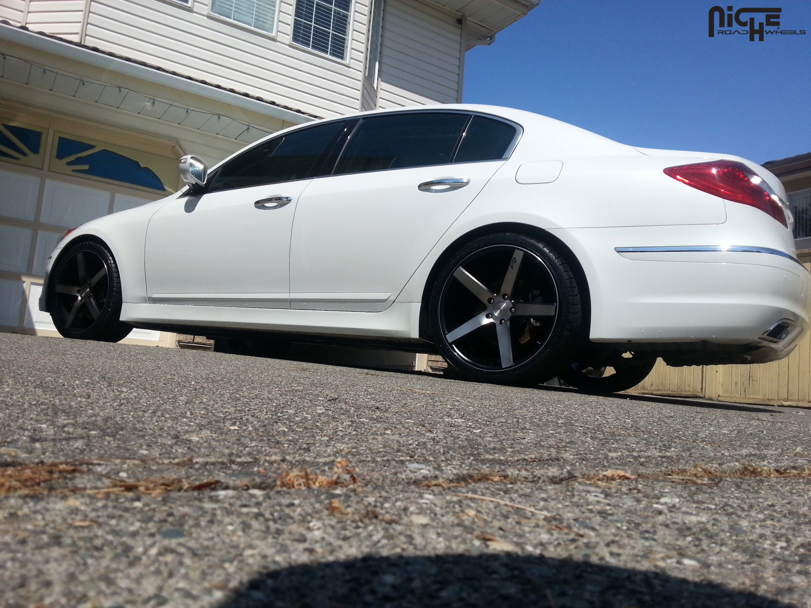 photo 1 Hyundai Genesis custom wheels Niche Milan - M134 20x8.5, ET , tire size 255/35 R20. 20x10.0 ET 285/30 R20