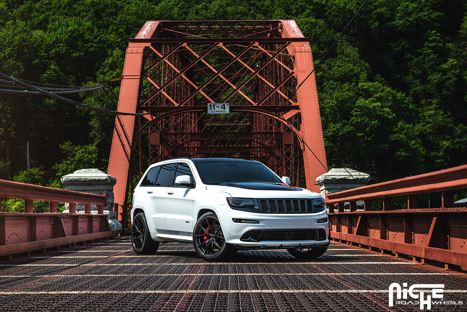 photo 4 Jeep Grand Cherokee custom wheels Niche Misano 22x10.5, ET , tire size 305/35 R22. x ET