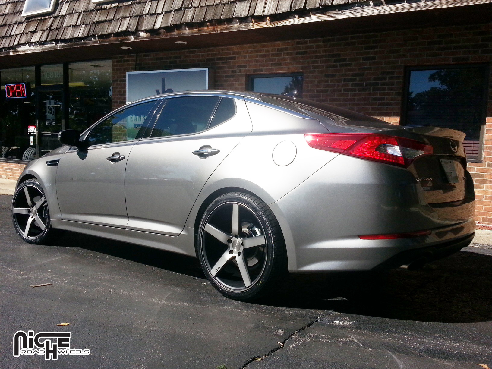 photo 4 Kia Optima custom wheels Niche Milan - M134 20x, ET , tire size 245/35 R20. x ET