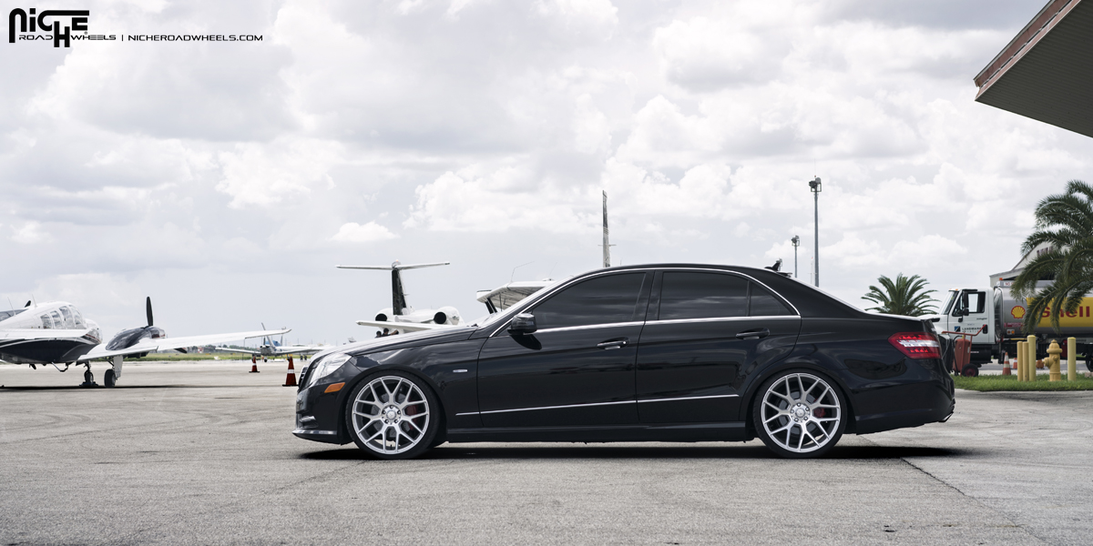 photo 3 Mercedes-Benz E-Class custom wheels Niche Intake - M160 20x8.5, ET , tire size 245/30 R20. 20x10.0 ET 285/25 R20