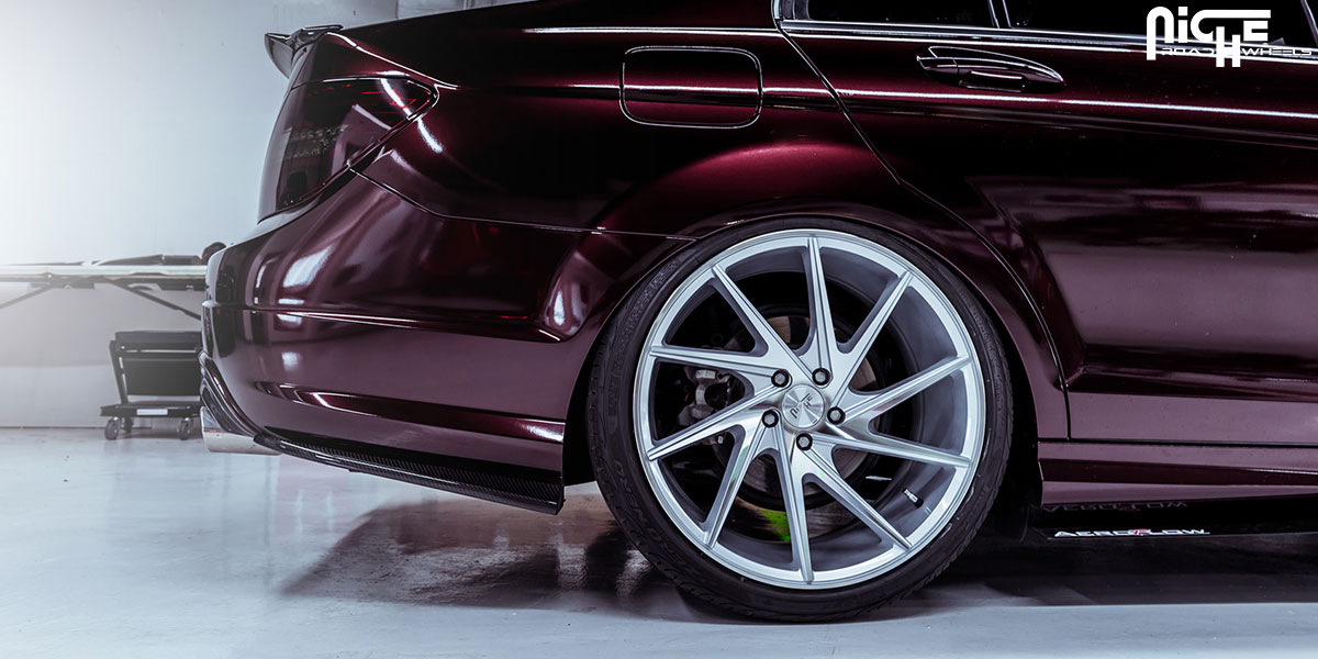 photo 4 Mercedes-Benz C-Class custom wheels Niche Invert - M162 20x9.0, ET , tire size 235/35 R20. 20x10.5 ET 255/35 R20