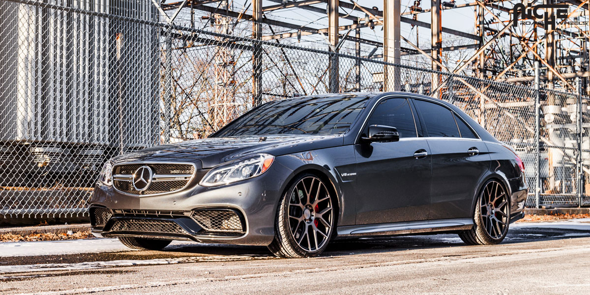 photo 4 Mercedes-Benz AMG E custom wheels Niche Intake - M159 20x9.0, ET +42, tire size X R20. 20x10.0 ET+50 