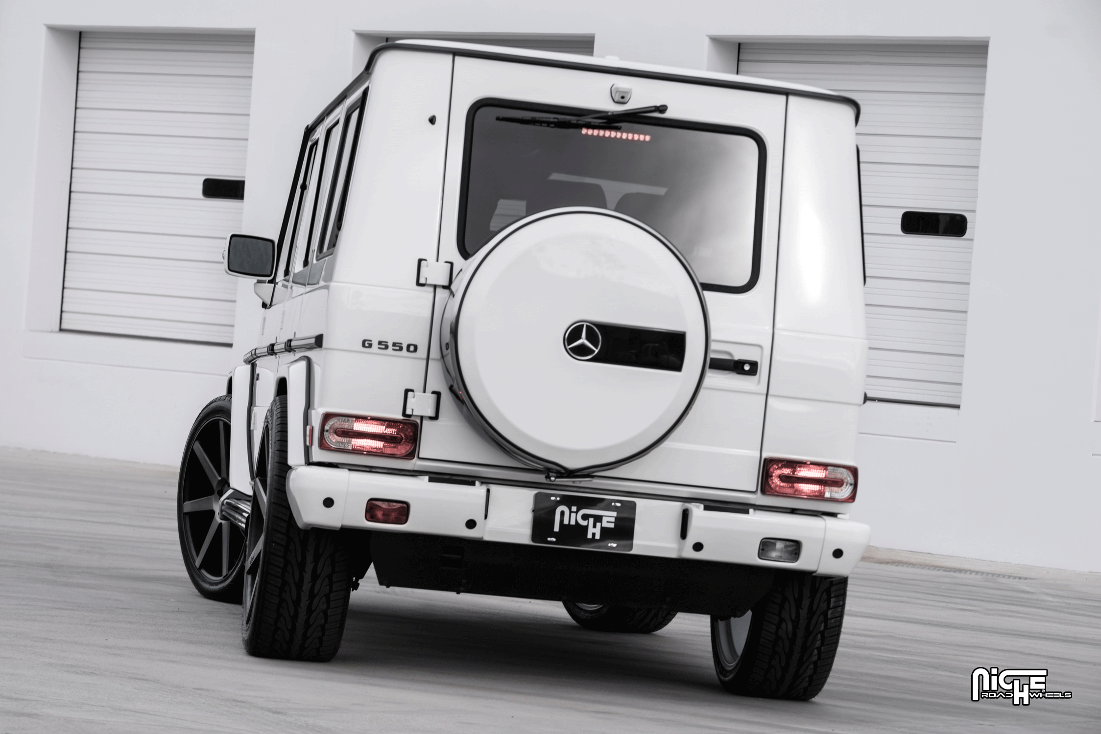 photo 5 Mercedes-Benz G-Class custom wheels Niche Verona - M150 24x, ET , tire size 285/40 R24. x ET