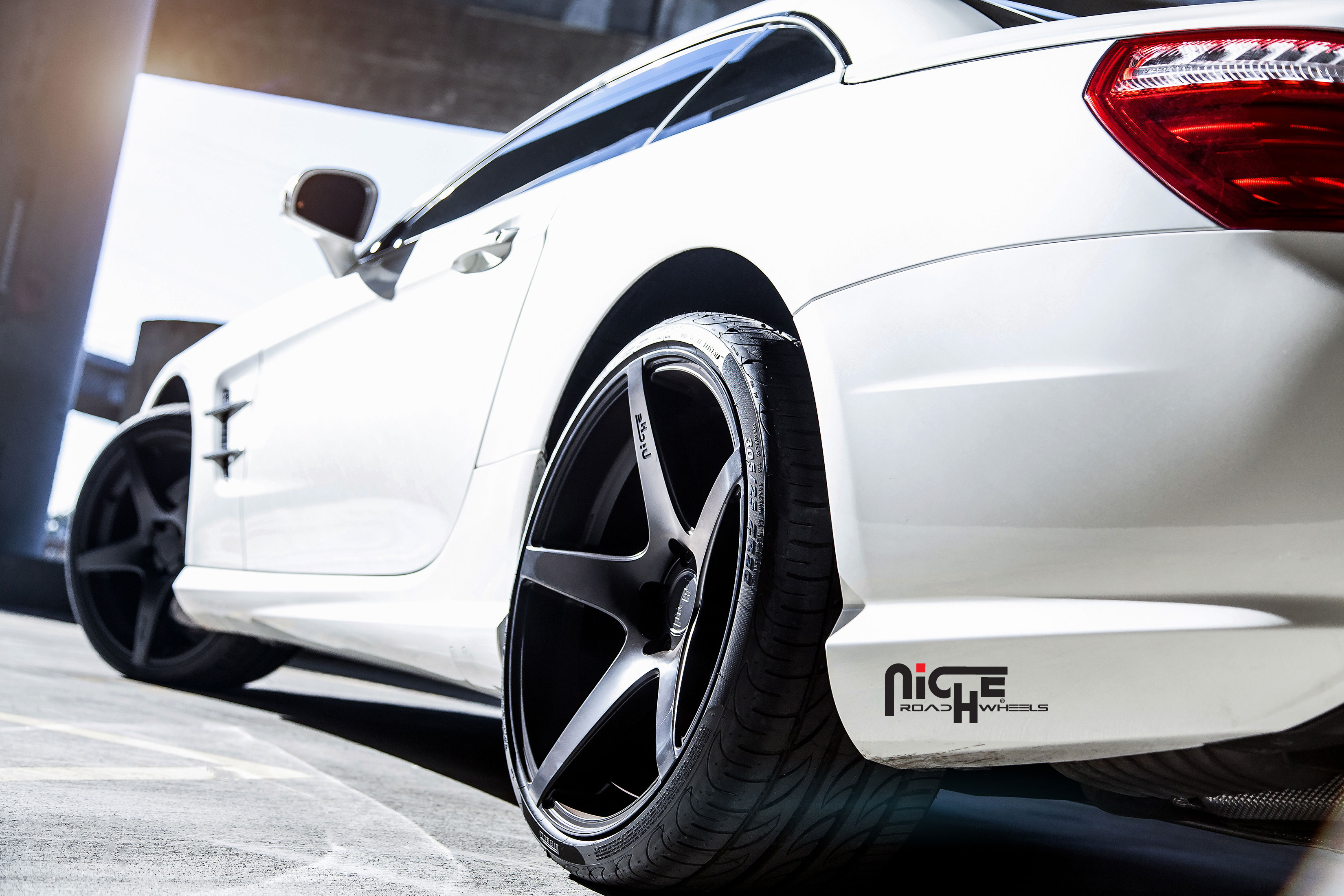 photo 1 Mercedes-Benz SL-Class custom wheels Niche GT-5 - M133  20x, ET , tire size X R20. x ET 
