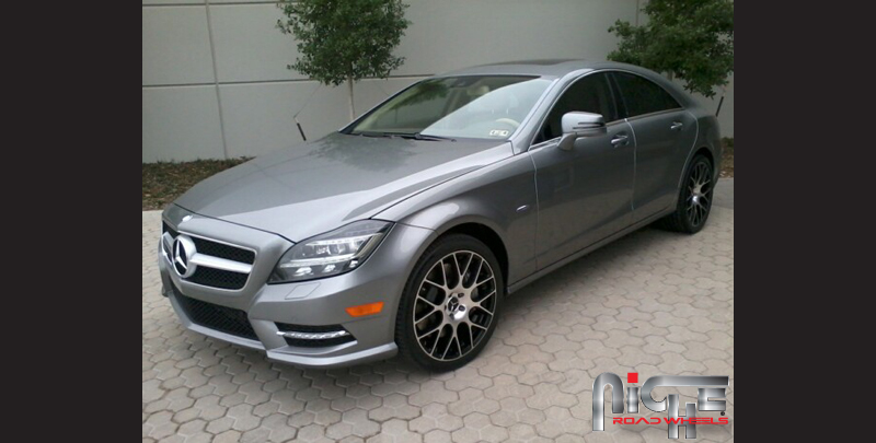 photo 1 Mercedes-Benz CLS-Class custom wheels Niche Circuit - M108  19x8.5, ET +25, tire size X R19. 19x9.5 ET+25