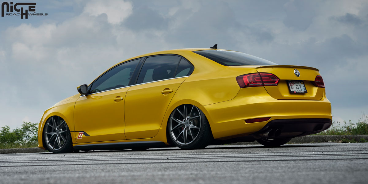 photo 3 Volkswagen GLI custom wheels Niche Misano - M116 19x8.5, ET +42, tire size 225/35 R19. x ET 