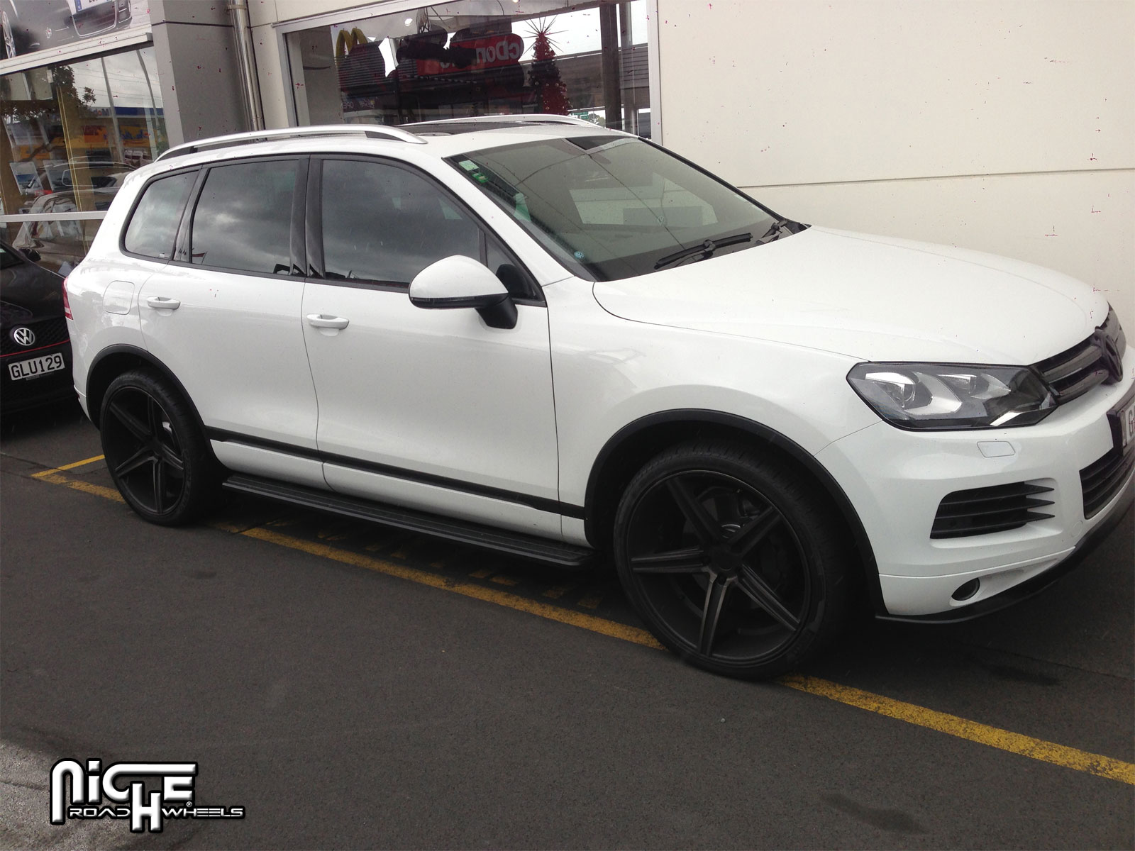 photo 1 Volkswagen Touareg custom wheels Niche Apex - M126 22x, ET , tire size X R22. x ET