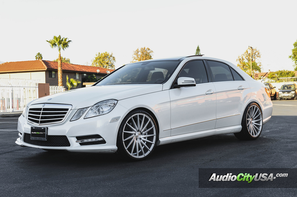 photo 3 Mercedes-Benz E-Class custom wheels Varro VD 15 20x8.5, ET , tire size 245/30 R20. 20x10.0 ET 275/30 R20