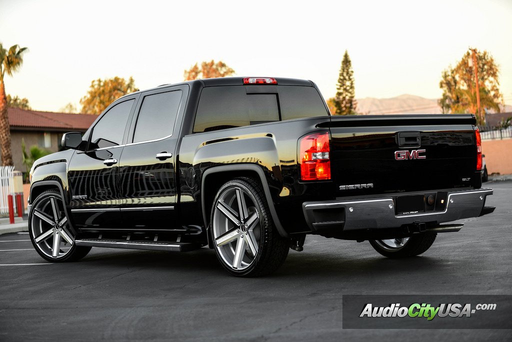 photo 4 GMC Sierra 1500 custom wheels Giovanna Dramuno 6 26x10.0, ET , tire size 295/30 R26. x ET 