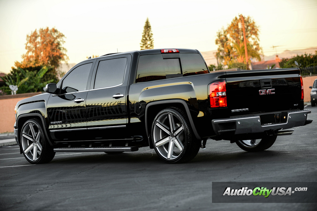 photo 5 GMC Sierra 1500 custom wheels Giovanna Dramuno 6 26x10.0, ET , tire size 295/30 R26. x ET 