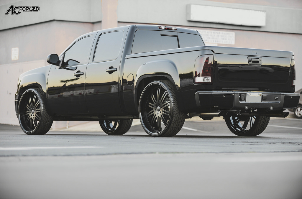 photo 2 GMC Sierra 1500 custom wheels AC Split 10 28x10.0, ET , tire size 295/25 R28. x ET 