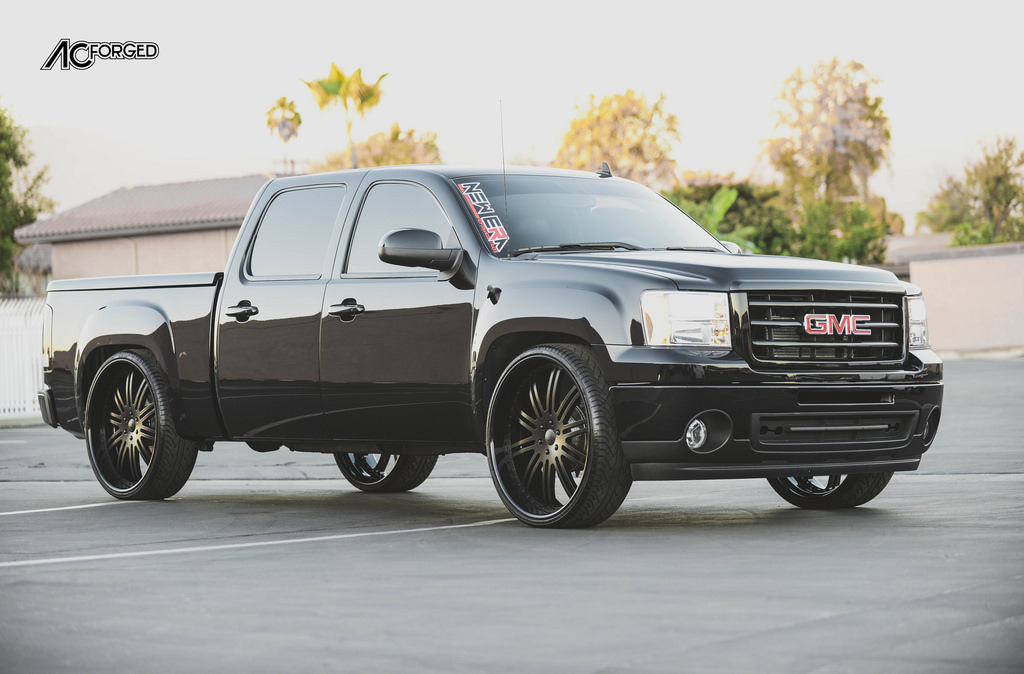 photo 4 GMC Sierra 1500 custom wheels AC Split 10 28x10.0, ET , tire size 295/25 R28. x ET 