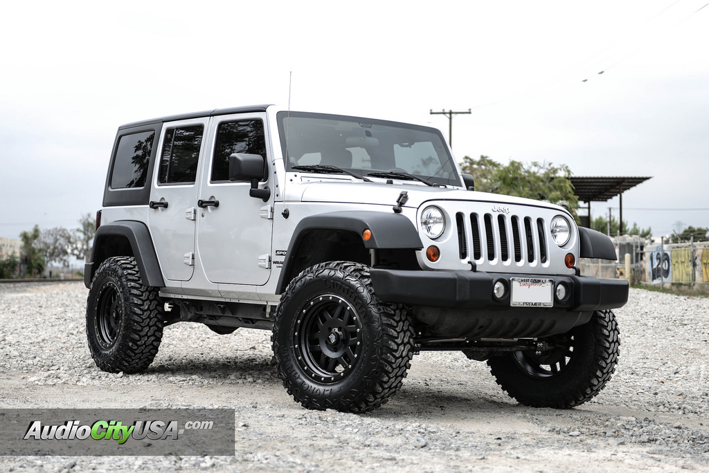 photo 2 Jeep Wrangler Unlimited custom wheels XD XD128 Machete 18x9.0, ET , tire size 295/65 R18. x ET