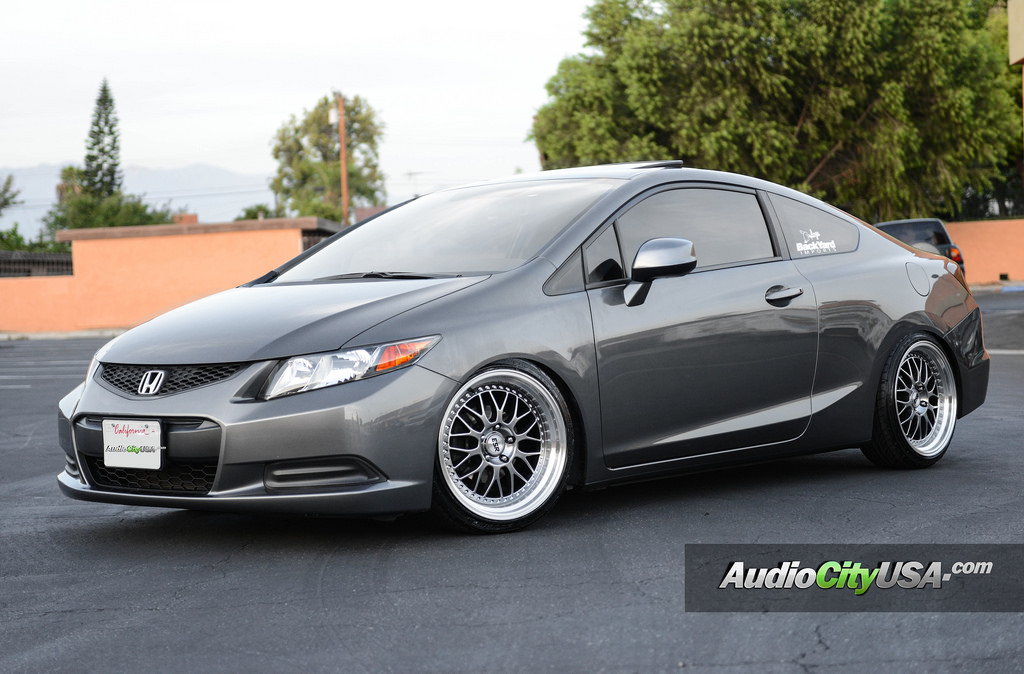 photo 4 Honda Civic custom wheels ESR SR 01 18x8.5, ET , tire size 205/40 R18. x ET 