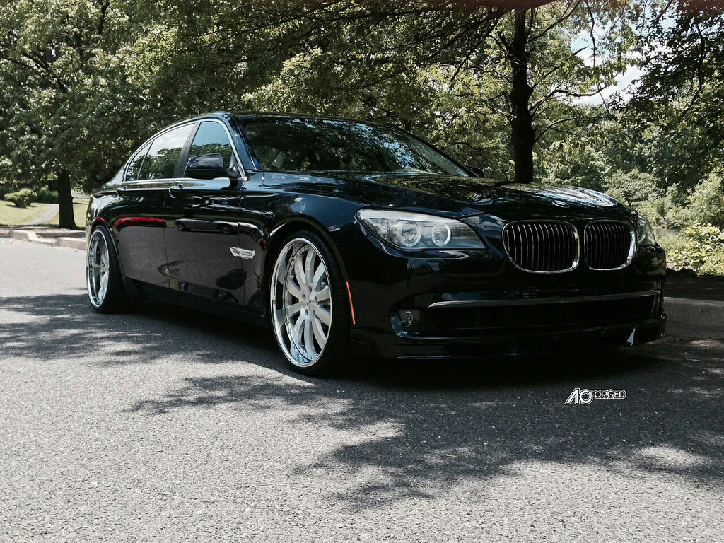 photo 2 BMW 750 custom wheels AC 310 22x9.0, ET , tire size X R22. 22x11.0 ET