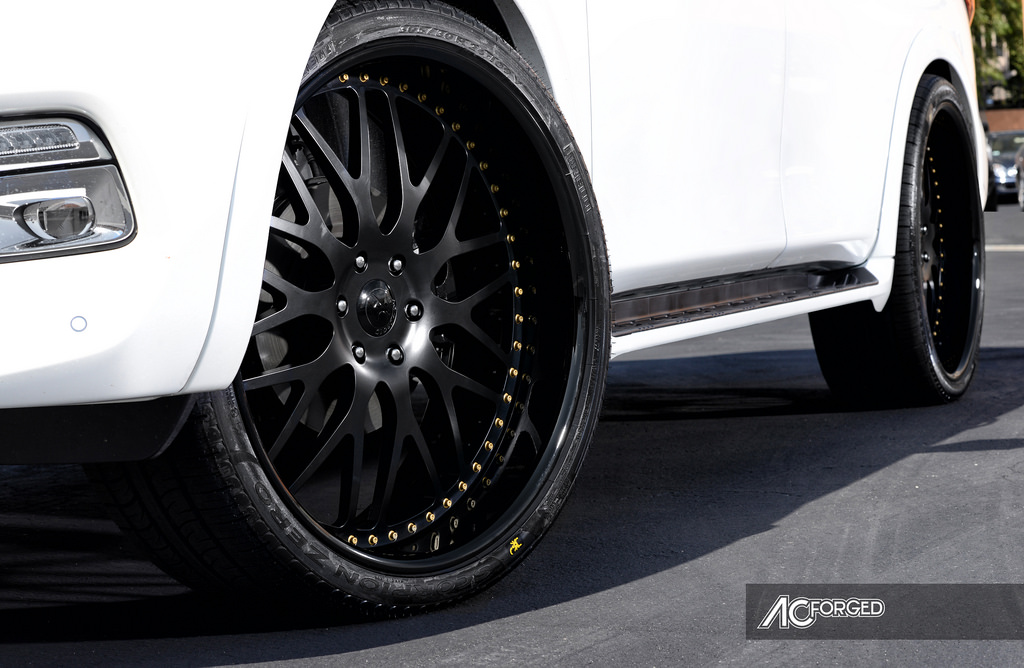 photo 1 Infiniti QX80 custom wheels AC 313 26x10.0, ET , tire size 305/30 R26. x ET