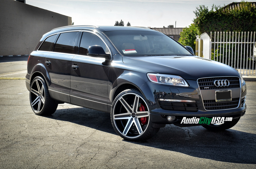 photo 3 Audi Q7 custom wheels Giovanna Dramuno 6 24x10.0, ET , tire size 275/30 R24. 22x12.0 ET 335/25 R22