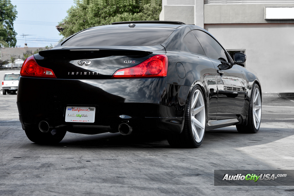 photo 2 Infiniti G37 custom wheels Rennen CRL 70 20x8.5, ET , tire size 245/35 R20. 20x10.0 ET 275/30 R20