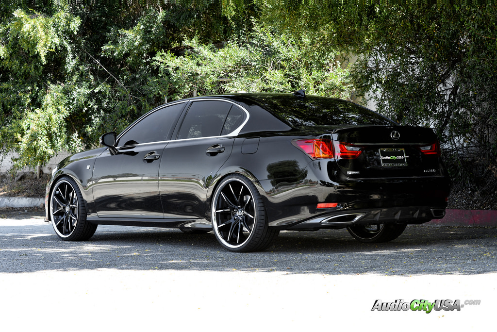 photo 2 Lexus GS 350 custom wheels Lexani R Twelve 22x9.0, ET , tire size 235/30 R22. 22x10.0 ET 275/25 R22