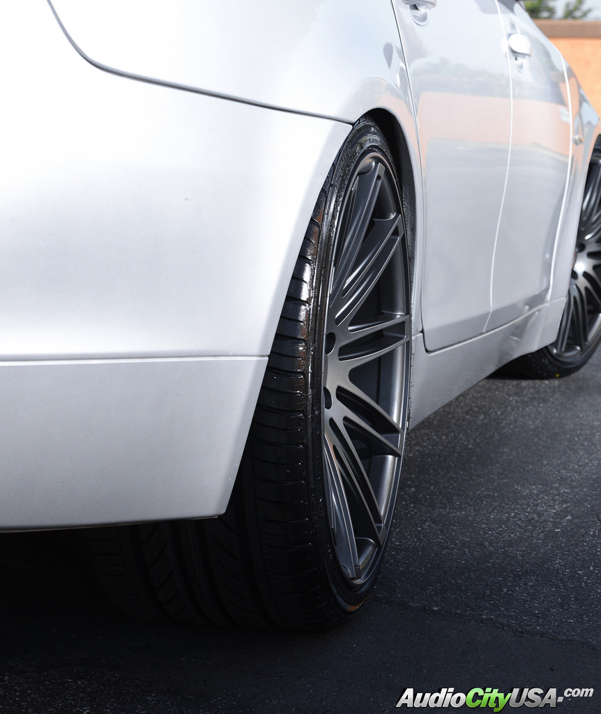 photo 1 BMW 530 custom wheels Blaque Diamond BD 2 20x9.0, ET , tire size 245/35 R20. 20x10.5 ET 275/30 R20