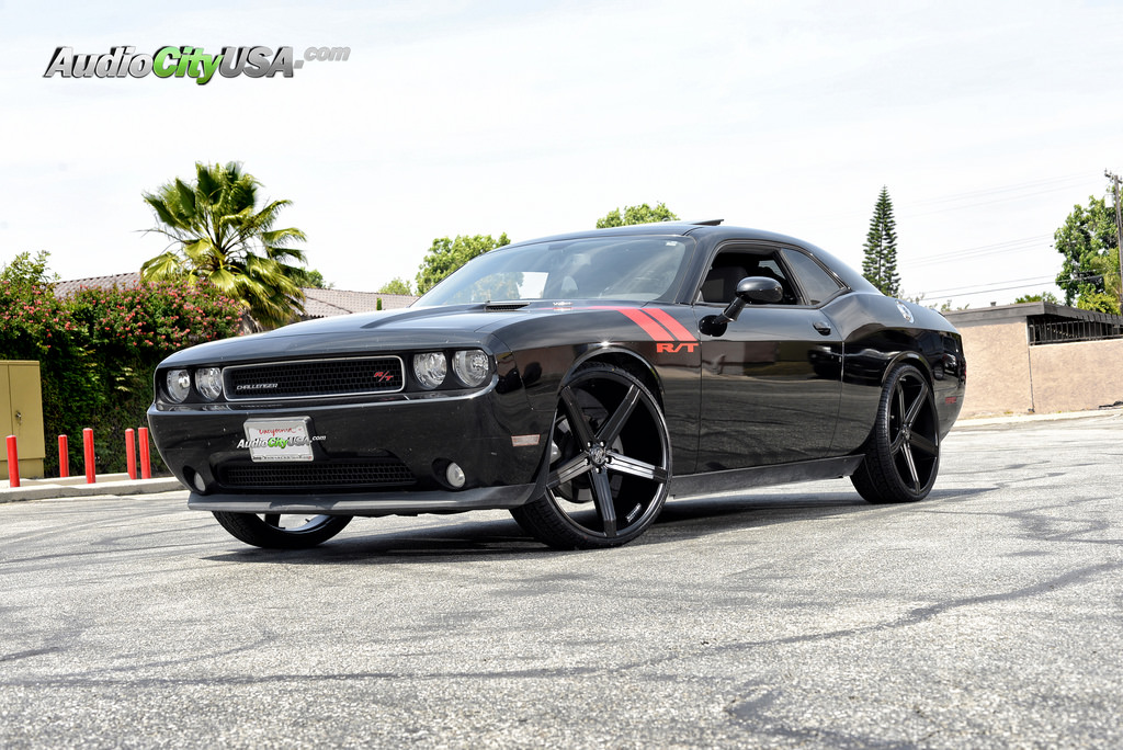 photo 3 Dodge Challenger custom wheels Versante 228 24x9.5, ET , tire size 275/25 R24. x ET