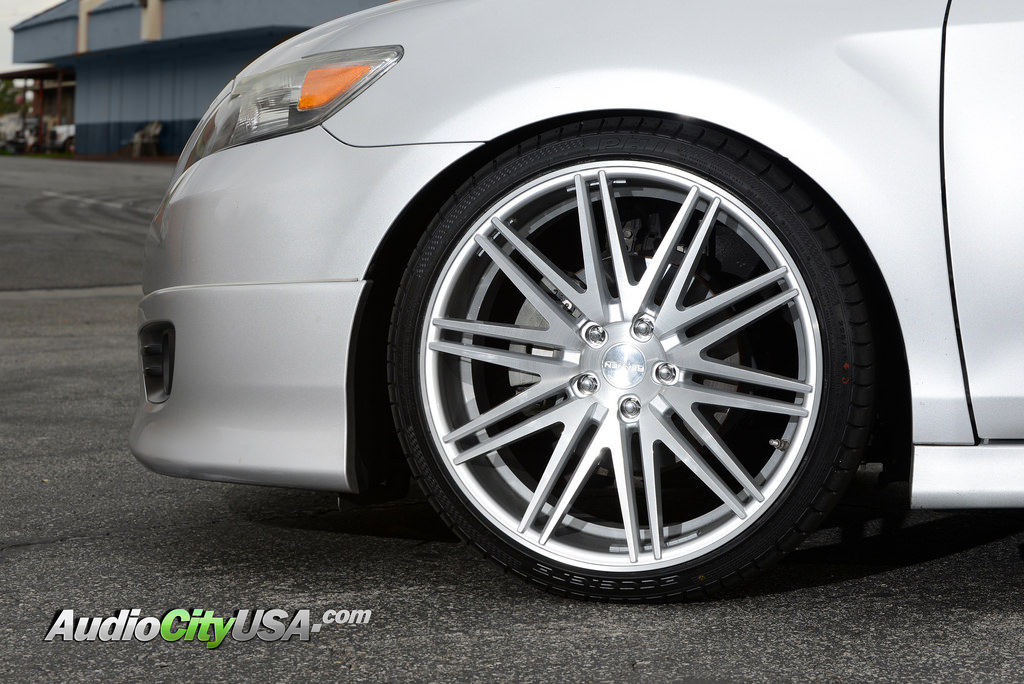 photo 1 Toyota Camry custom wheels Rennen CRL 80 20x8.5, ET , tire size 225/35 R20. 20x10.0 ET 255/30 R20