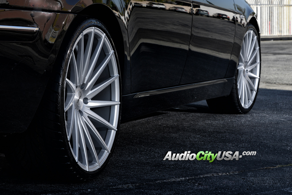 photo 4 BMW 750 custom wheels Varro VD 15 22x9.0, ET , tire size 265/30 R22. 22x10.5 ET 295/25 R22