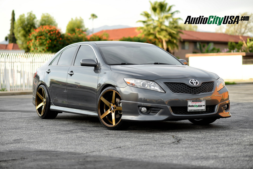 photo 6 Toyota Camry custom wheels STR 607 20x9.0, ET , tire size 245/30 R20. 20x10.5 ET 255/30 R20