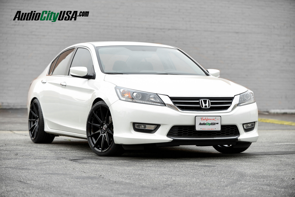 photo 4 Honda Accord custom wheels STR 524 20x8.5, ET , tire size 225/35 R20. 20x10.0 ET 255/30 R20