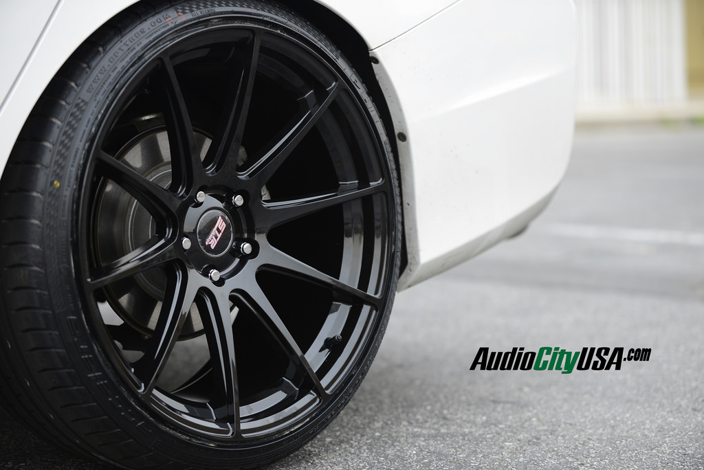 photo 1 Honda Accord custom wheels STR 524 20x8.5, ET , tire size 225/35 R20. 20x10.0 ET 255/30 R20