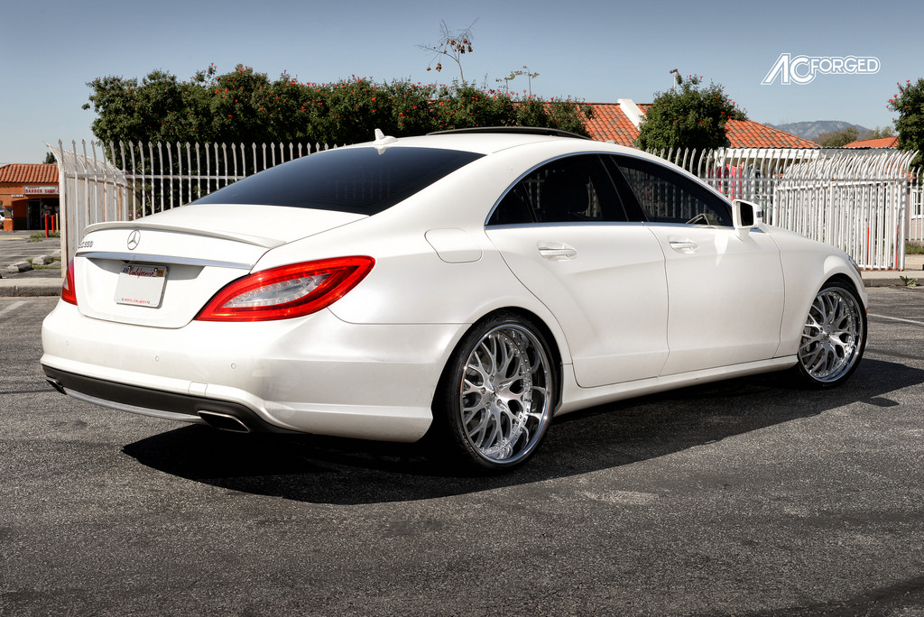 photo 2 Mercedes-Benz CLS-Class custom wheels AC 313 20x9.0, ET , tire size 255/30 R20. 20x11.0 ET 295/25 R20