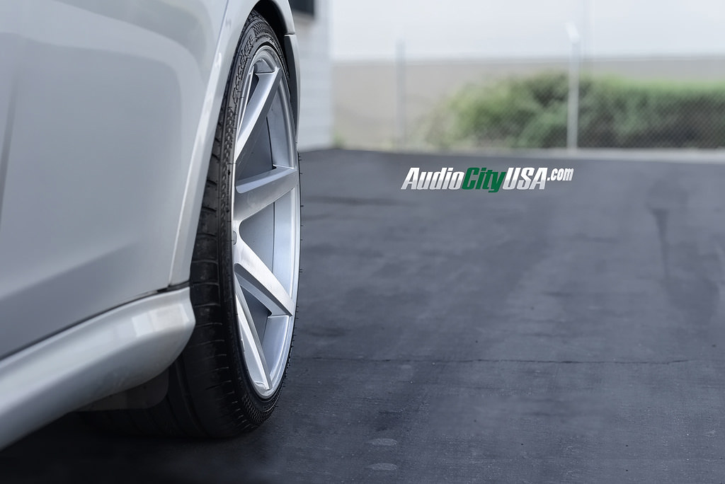 photo 2 Mercedes-Benz CLS-Class custom wheels Rennen CRL 70 20x8.5, ET , tire size 255/30 R20. 20x10.0 ET 285/30 R20