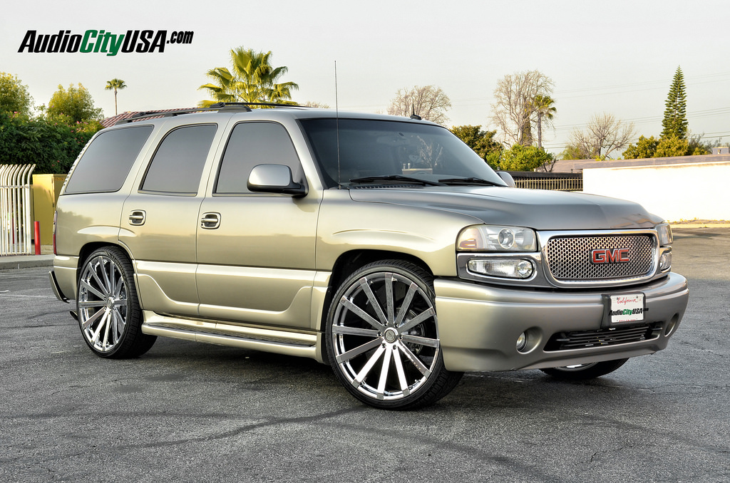 photo 2 GMC Yukon custom wheels Velocity VW 12 26x10.0, ET , tire size 295/30 R26. x ET