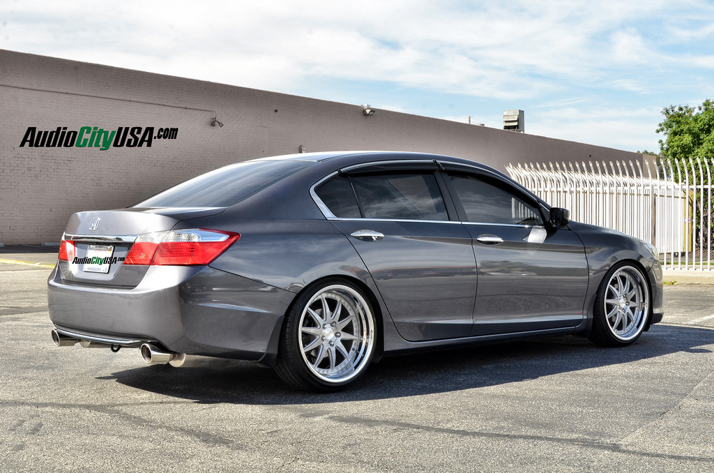 photo 4 Honda Accord custom wheels Rennen CSL 1 20x8.5, ET , tire size 225/35 R20. 20x10.0 ET 245/35 R20