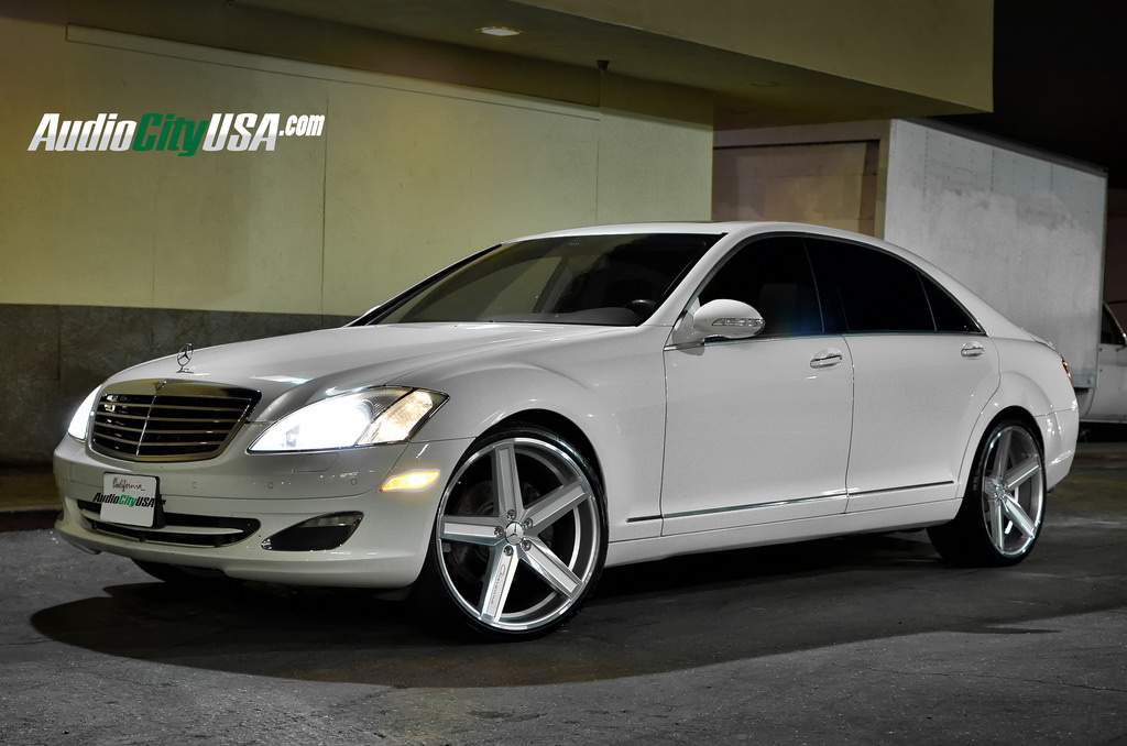 photo 3 Mercedes-Benz S-Class custom wheels Giovanna Dramuno 5 22x9.0, ET , tire size 245/30 R22. 22x10.5 ET 295/25 R22