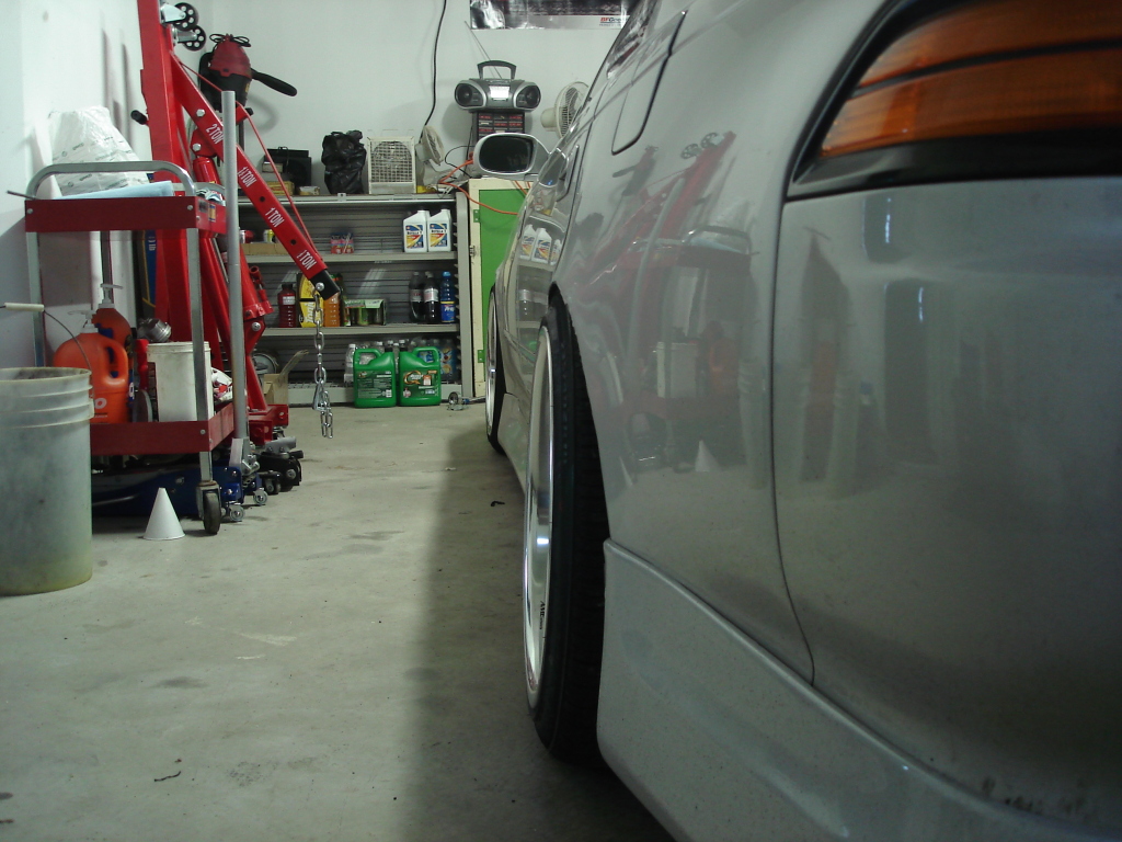 photo 3 Toyota Chaser custom wheels AME Circlar Spec R 18x9.0, ET +15, tire size 225/40 R18. 18x10.0 ET+15 235/40 R18