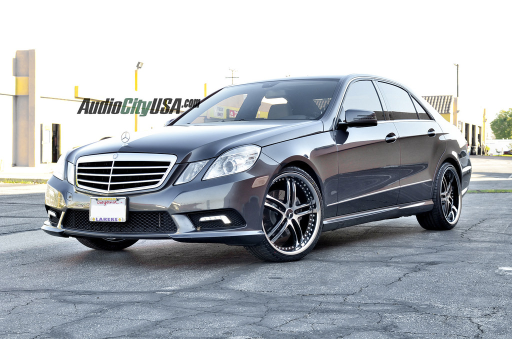 photo 3 Mercedes-Benz E-Class custom wheels XIX X15 20x8.5, ET , tire size 245/30 R20. 20x10.0 ET 255/30 R20