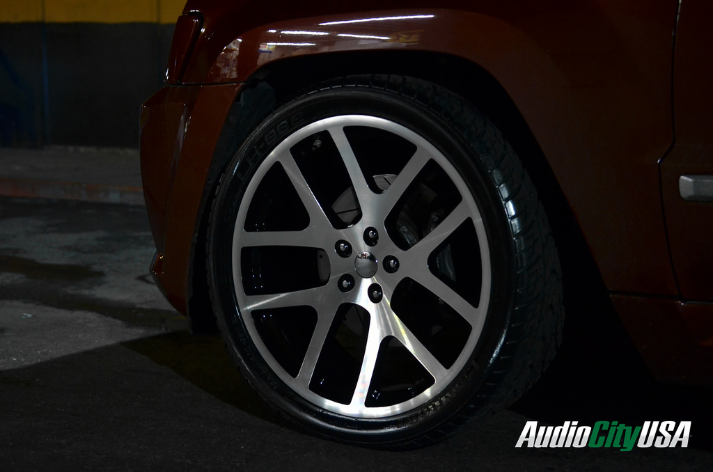 photo 1 Jeep Grand Cherokee custom wheels OEM  Dodge Viper 22x9.0, ET , tire size 285/35 R22. x ET 