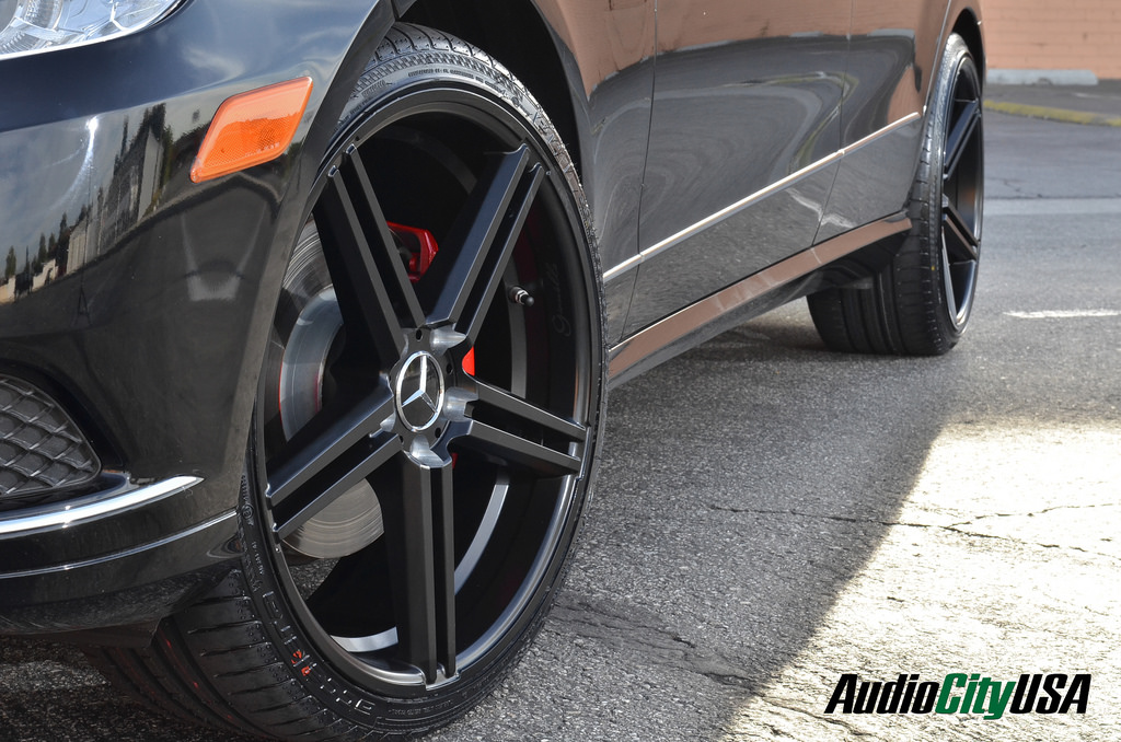 photo 4 Mercedes-Benz E-Class custom wheels Gianelle Lucca 20x8.5, ET , tire size 245/30 R20. 20x10.0 ET 255/30 R20