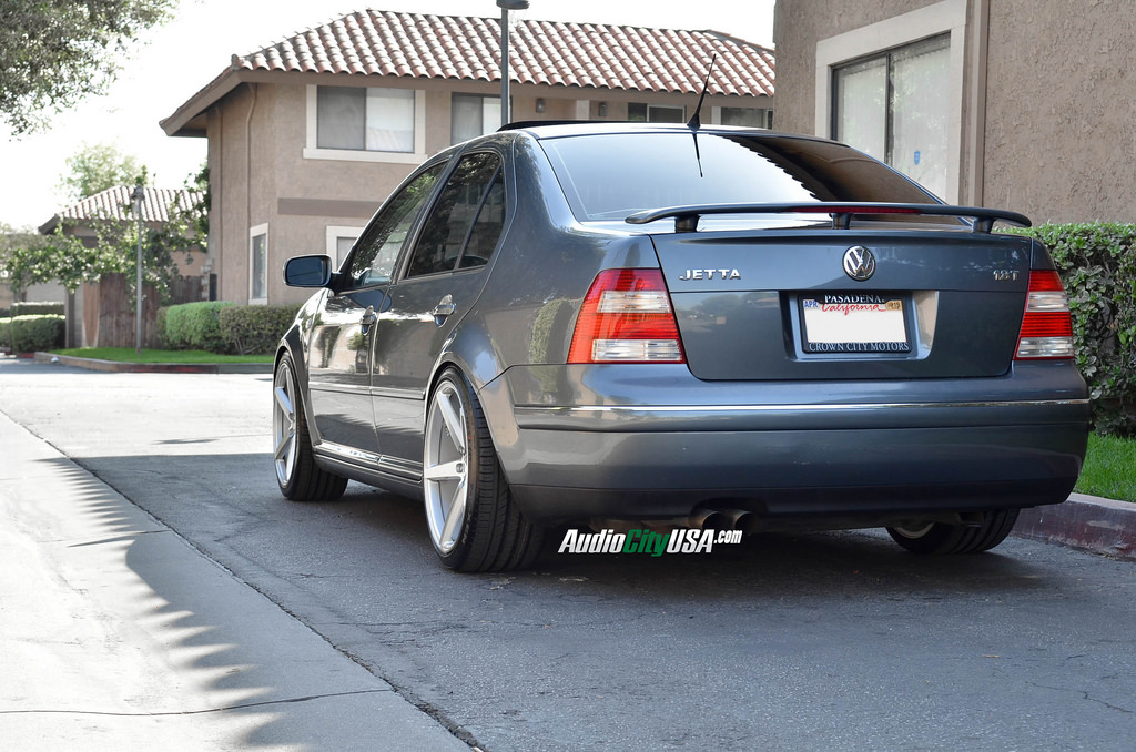 photo 3 Volkswagen Jetta custom wheels STR 607 18x8.0, ET , tire size 225/40 R18. 18x9.0 ET 245/35 R18
